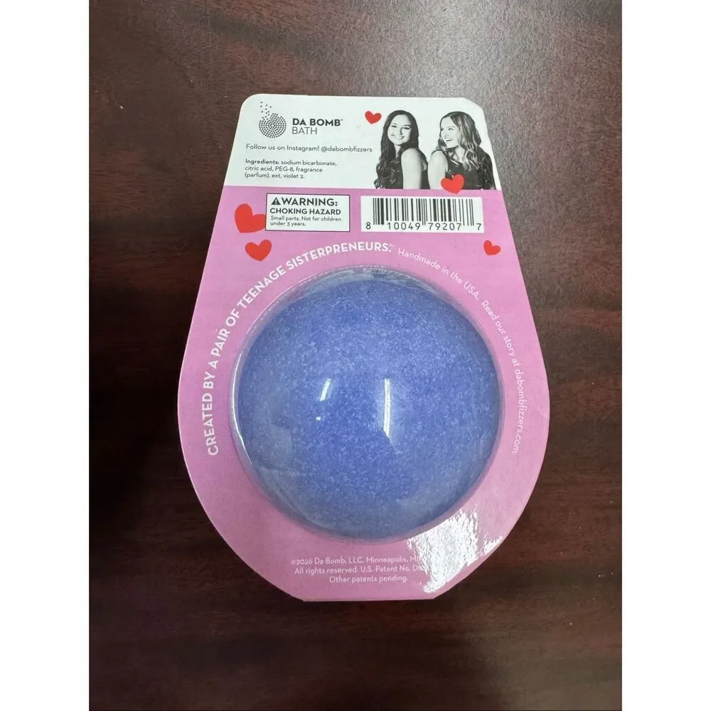 NWT Da Bomb Bath Brand Xoxo Grape Bath Fizzer